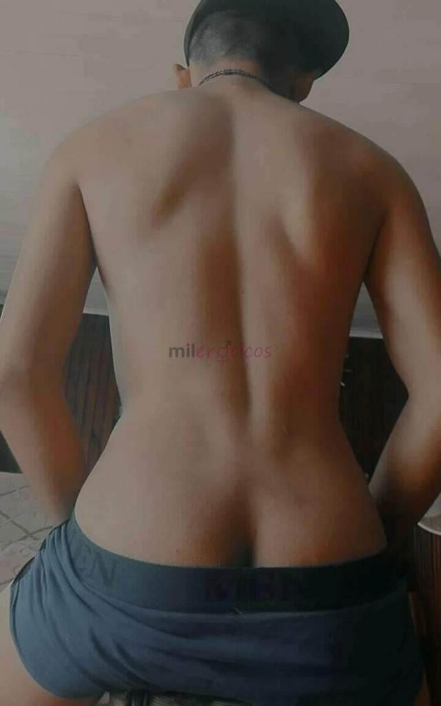 Joven de 20 anos pasivo morboso y sumiso me dejo guiar por el act si no te gustan tan sumisos puedo ser tu pasivo machito vamos te sigo dime como te g...