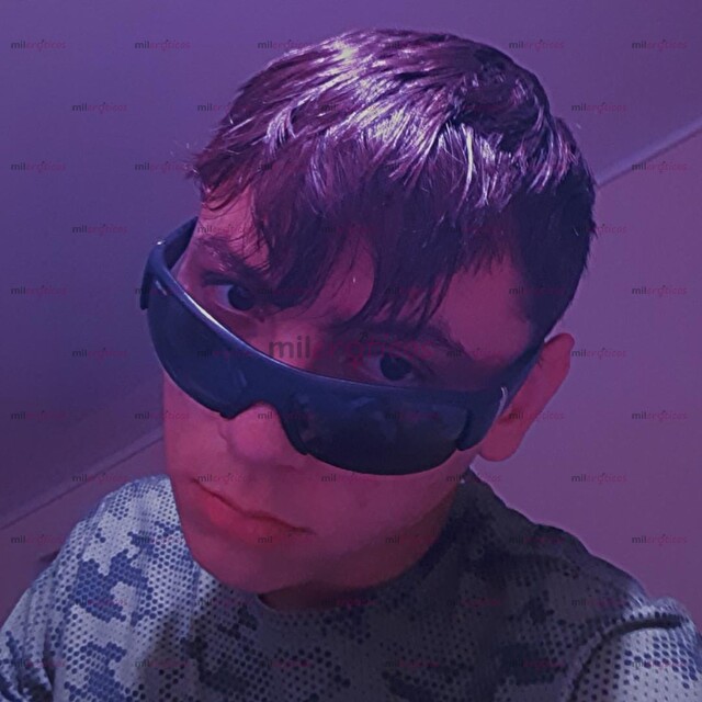 FOTOS DE CHICO VERSATIL Y AMABLE DISPUESTO A COMPLACER