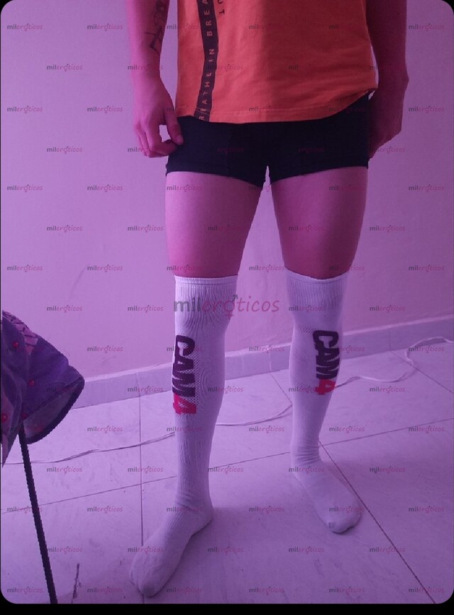 FOTOS DE CHICO VERSATIL Y AMABLE DISPUESTO A COMPLACER