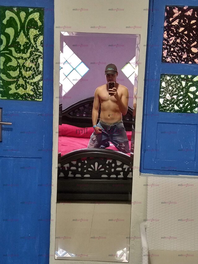 FOTOS DE LATINO OFREZCO SERVICIO DE ACOMPAÑANTE COMO SCORT