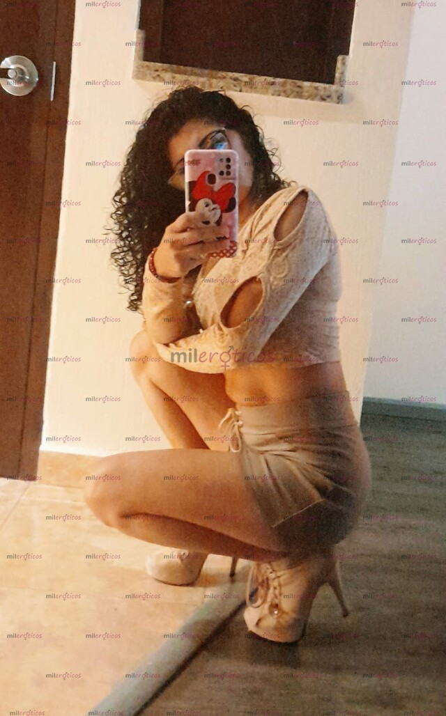 FOTOS DE DANNA SENSUAL ATRACTIVA Y CON EXPERIENCIA