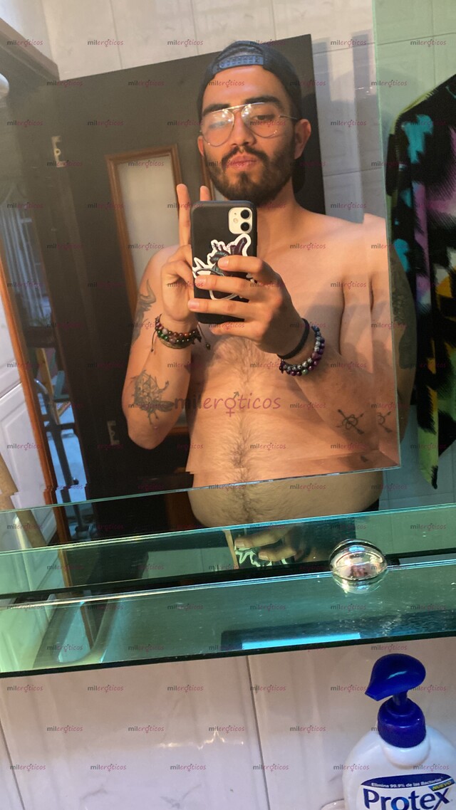 FOTOS DE HOMBRE NUEVO EN LA CIUDAD, DISPUESTO A COMPLACERTE