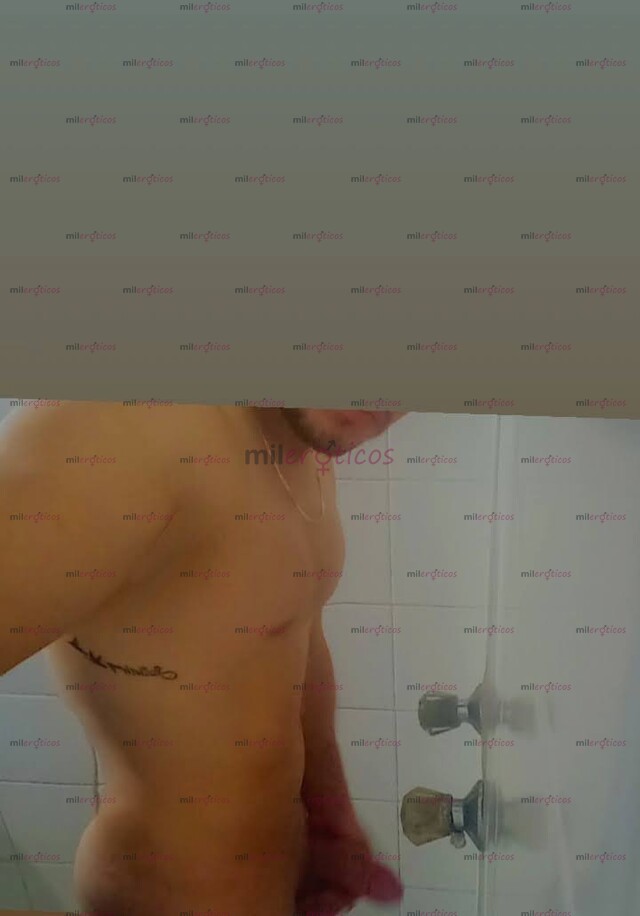 FOTOS DE SOY UN CHICO BIEN CALIENTE Y BIEN DOTADO AMOR