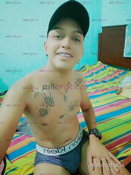 FOTOS DE CHICO GAY VERSATIL TATUADO SIN ROLLO FULL MORBO
