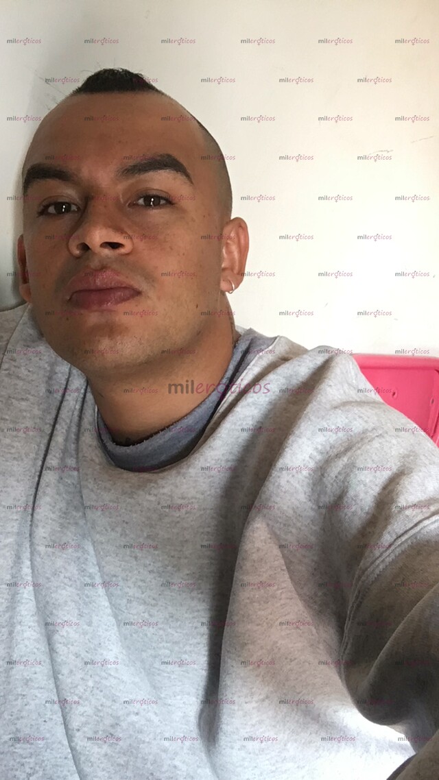 FOTOS DE CHICO SERIO RESERVADO MUY VARONIL CUENTO CON MÁS CHICOS