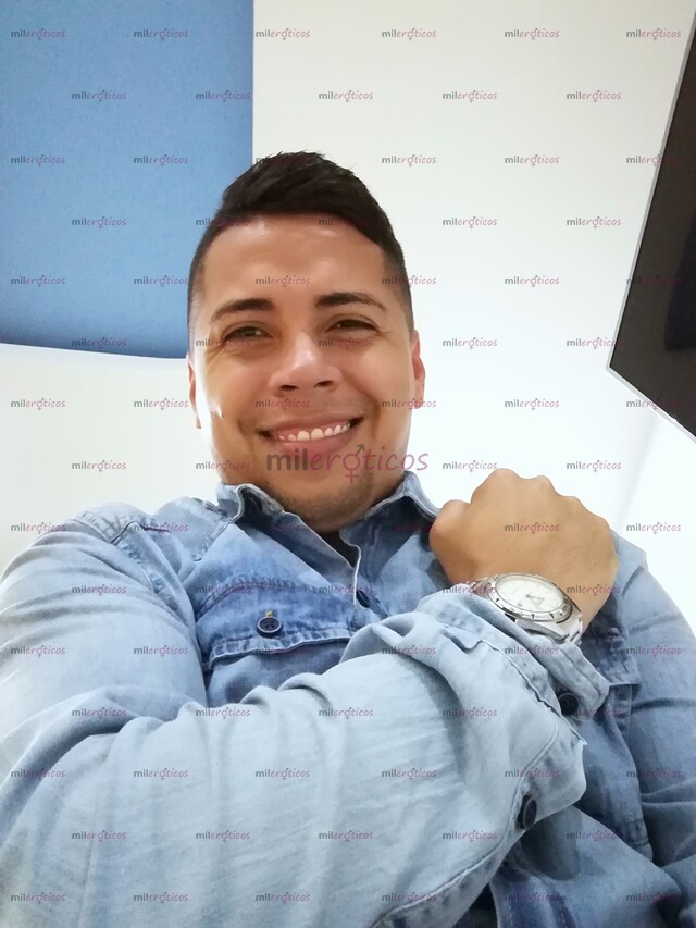 FOTOS DE MORENO ARDIENTE CON GANAS DE CUMPLIR TUS FANTASIAS