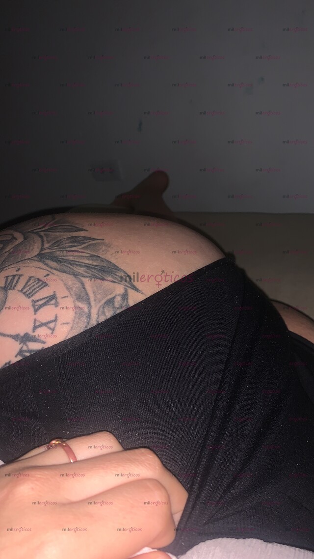 FOTOS DE HOLA ME LLAMO EMMA UNA EXÓTICA ADICTA AL SEXO ASÍ QUE VEN Y DISFRUTA DEL MEJOR