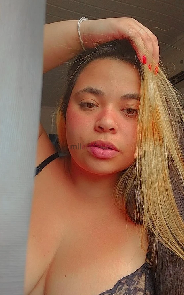 Sou gordinha respeito e a base de tudo seja gentil sem frescuras uso fantasia praticante de bdsm e podolatria amo feetjob antes de ligar seja claro co...