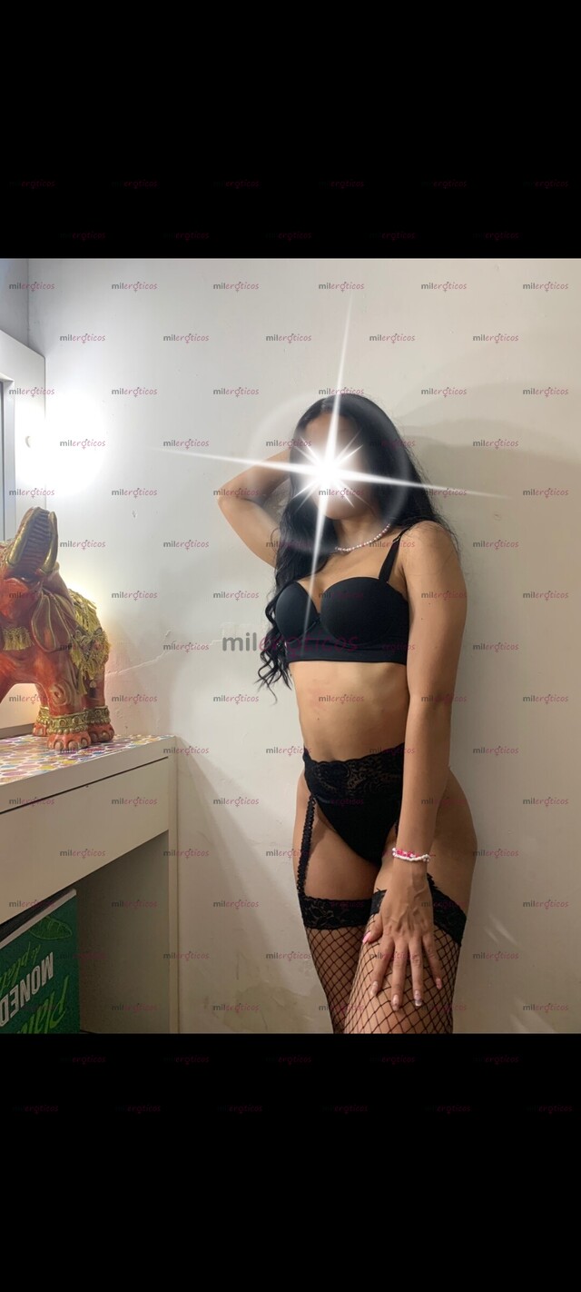 FOTOS DE SOPHYA HERMOSA TRIGUEÑA CULONA CUERPO DE BARBIE