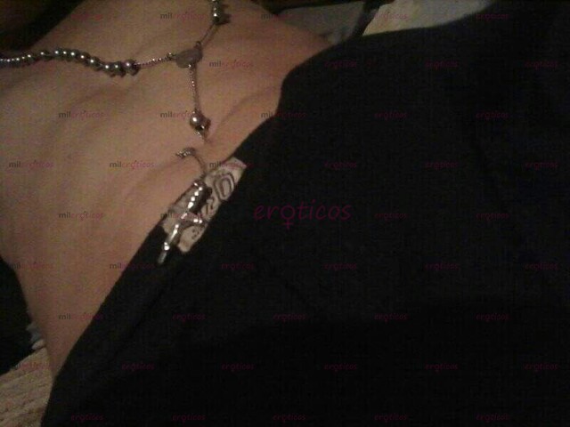 FOTOS DE ACTIVO DOTADO COMPLACIENTE POLLA GRUESA 20 CM DE PLACER JUGOSA