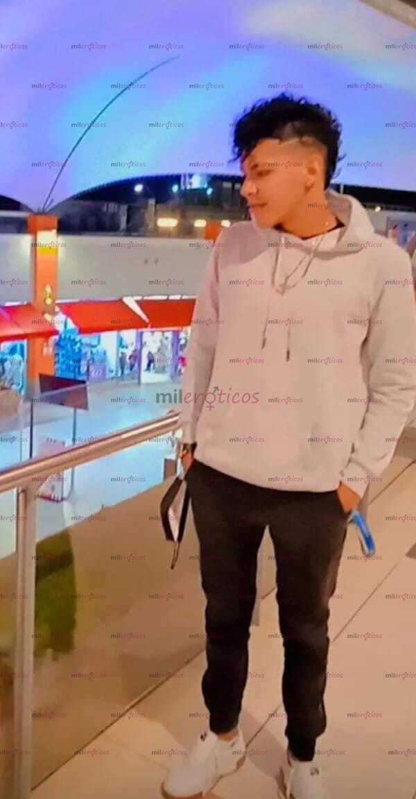 FOTOS DE RECIÉN LLEGADO ACA .COMPLACIENTE TRATÓ DE PAREJA (22CM)