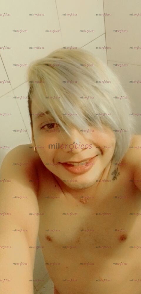 FOTOS DE JOVEN 24 AÑOS COMPLACIENTE LECHERO Y TRAGÓN