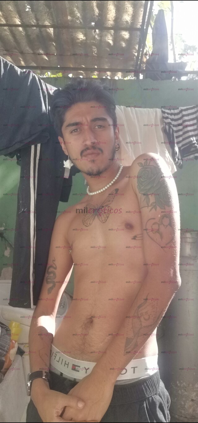 FOTOS DE ESTUDIANTE ACTIVO CON GANAS DE DESLECHARSE (SOLO SOLVENTES)