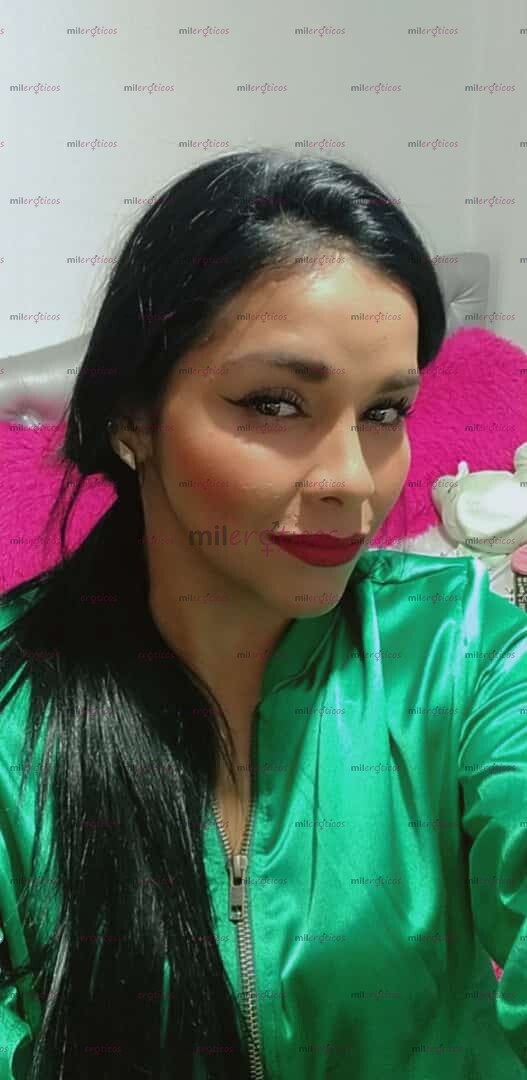 FOTOS DE SERVICIO DE LUJO CON SEXY SCORT VIP, MULTIORGASMICA Y SUMISA