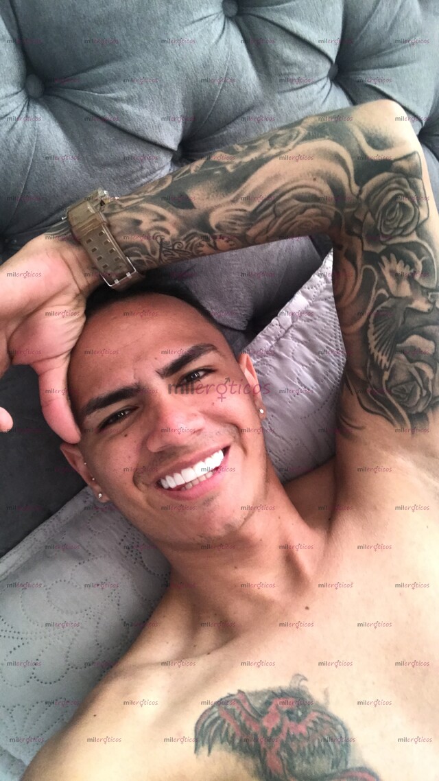 FOTOS DE JOVEN DE 25 AÑOS DE EDAD UNIVERSITARIO DISPUESTO A LO QUE SALGA