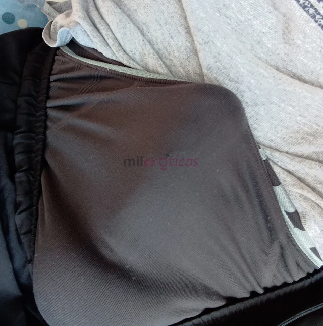 Hola soy un joven chileno dispuesto a cumplir tus fantasias mas calientes mis servicios apuntan solo a mujeres maduras que sepan disfrutar la compania...