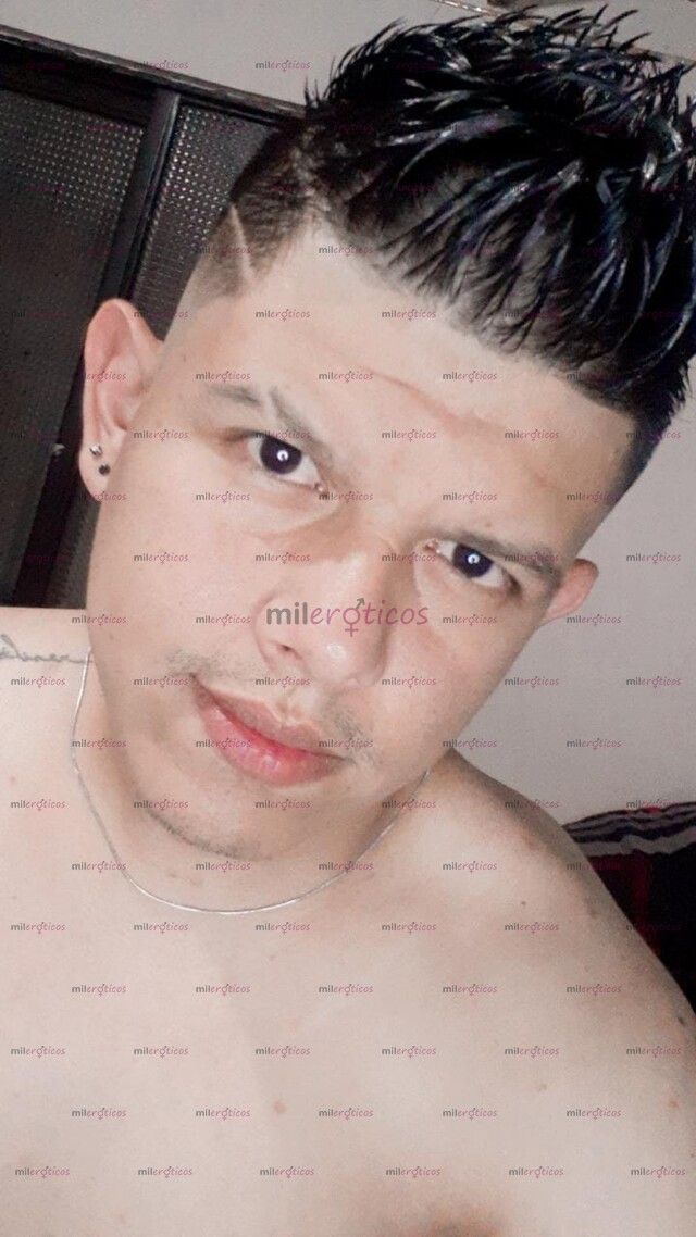 FOTOS DE AQUÍ JOSE TENGO 23AÑOS PARA PASARLA RICO SOY DESCOMPLICADO.