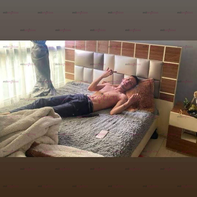 FOTOS DE FLACO PAISA SERIO CARGADO DE LECHE QUIERE SER MI PERRA