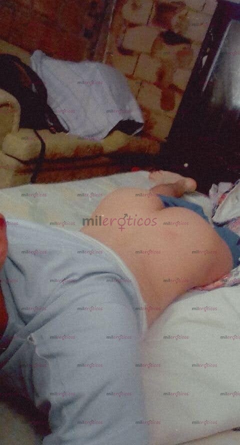 FOTOS DE FLACO PAISA SERIO CARGADO DE LECHE QUIERE SER MI PERRA