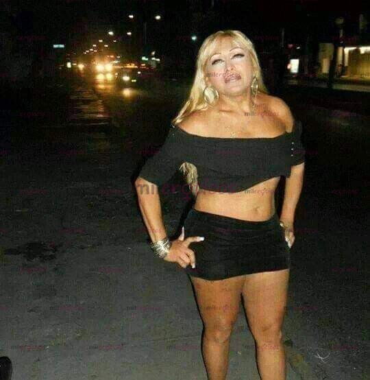 FOTOS DE HERMOSA TRANSGÉNERO MUY CALIENTE Y TRAVIESA TE COMPLACERE