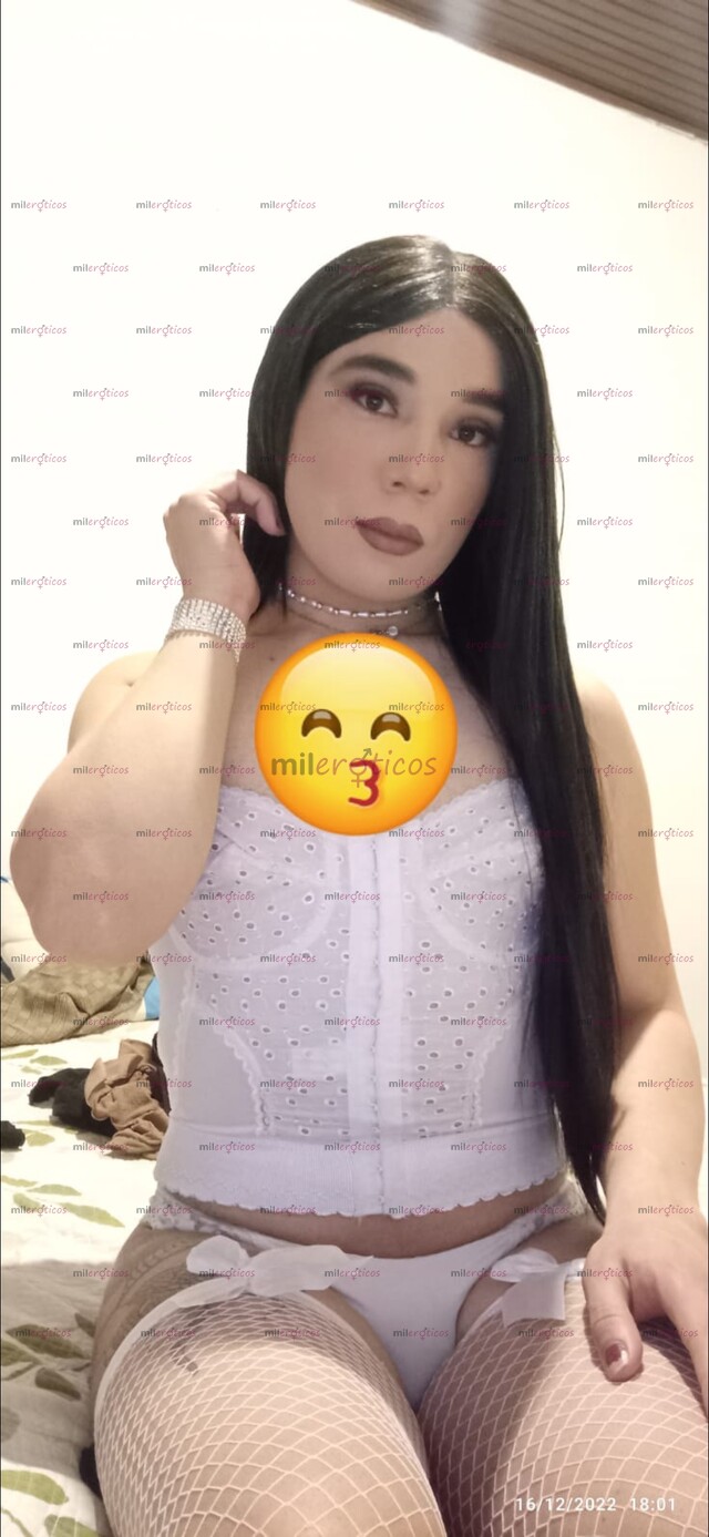 FOTOS DE SÚPER ARDIENTE Y SENSUAL , ARRECHA , NIÑA JOVEN PARA TI VEN DISFRUTA CONMIGO . .