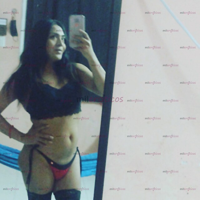 FOTOS DE QUIEN? COGELONA M ENCANTAN LA VERGA Y M COJANSEXOSA SEXI Y FEMENINA