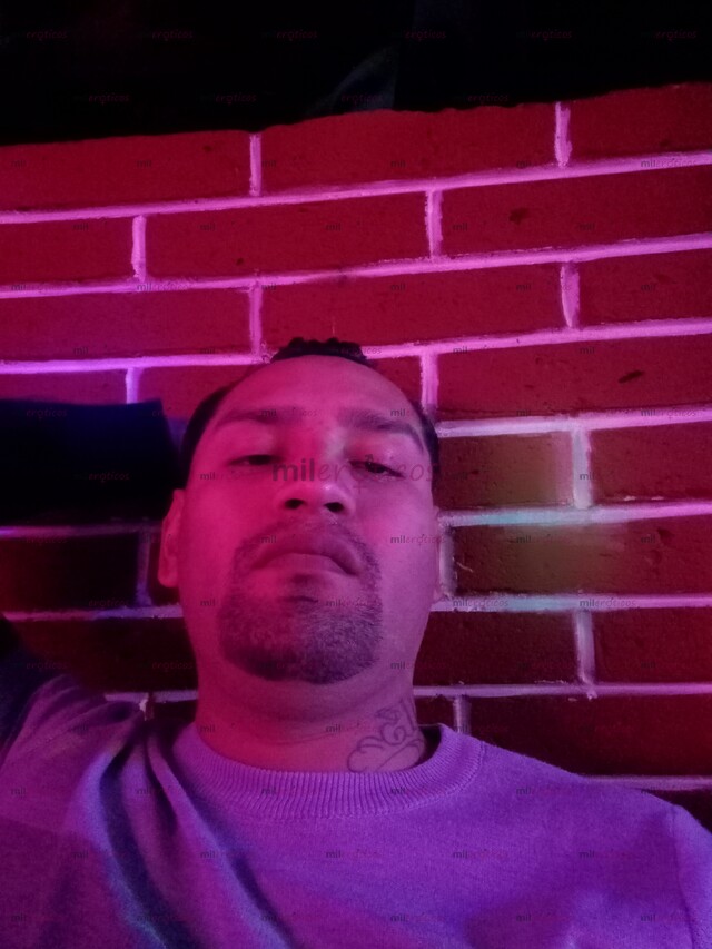 FOTOS DE EL GUERRERO AZTECA LISTO PARA DAR PLACER DE UNA O OTRA FORMA