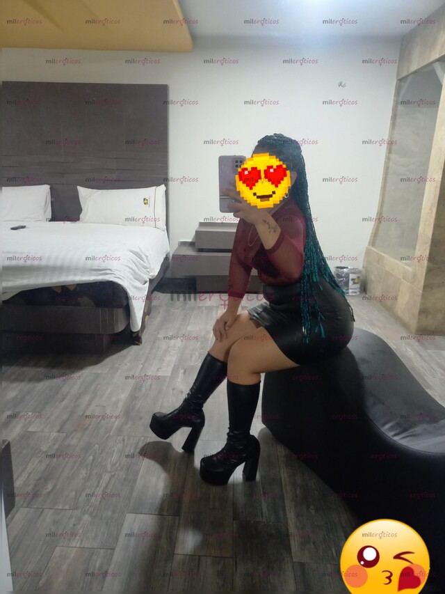 FOTOS DE CHICA ESCORT NALGONA PIERNUDA CARA BONITA EXPERTA EN EL ORAL PROFUNDO Y EXITANTE