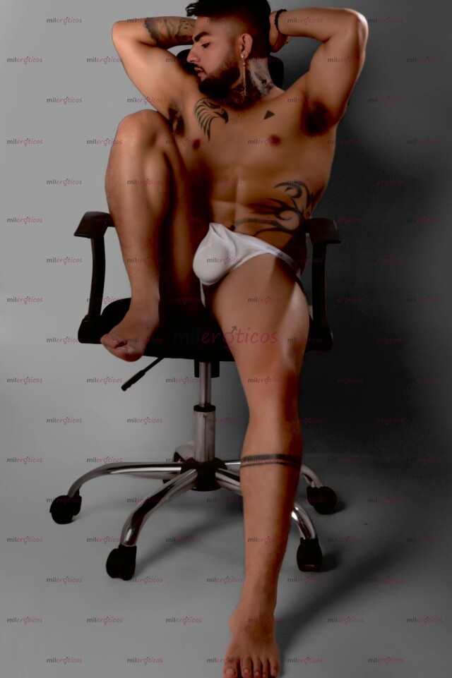 FOTOS DE INTERNACIONAL MODELO VERSÁTIL WHATTSAPP333 2587840