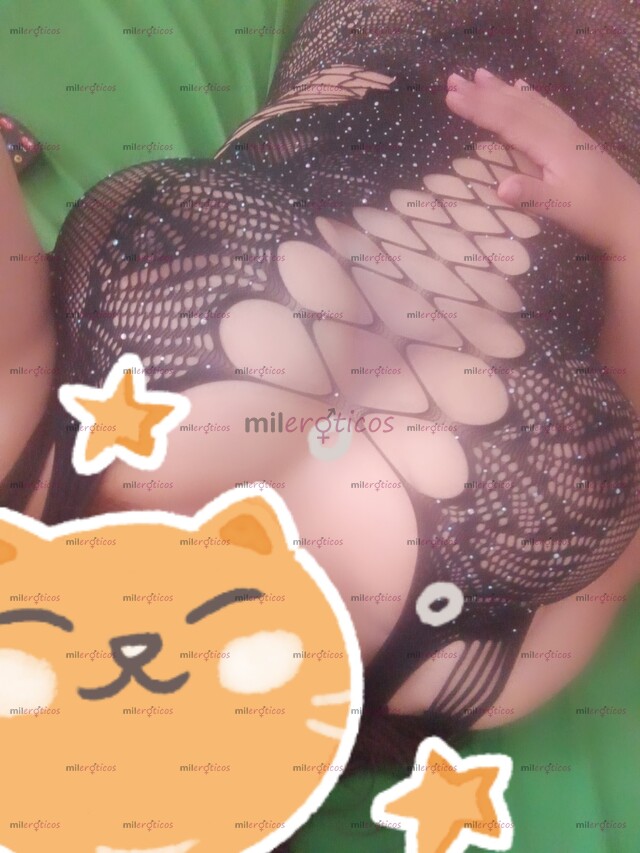 FOTOS DE RICA MUÑEQUITA QUERIENDO PROBAR UN PITO BIEN LECHOSO!!!!