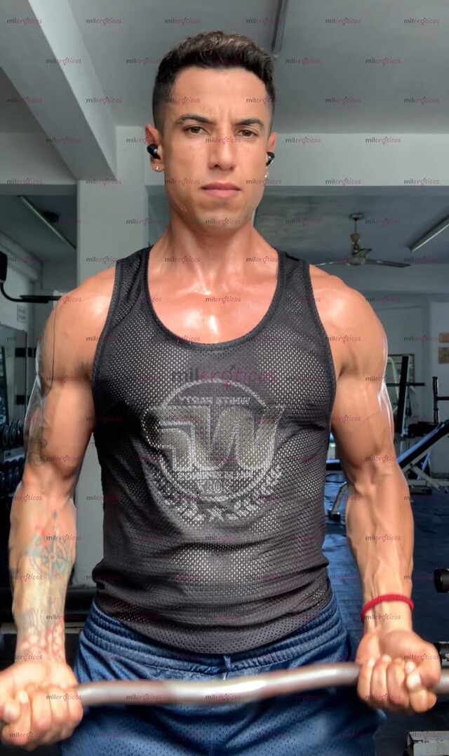 FOTOS DE BUSCANDO ALGO DIFERENTE ? CONTÁCTAME SOY IVÁN