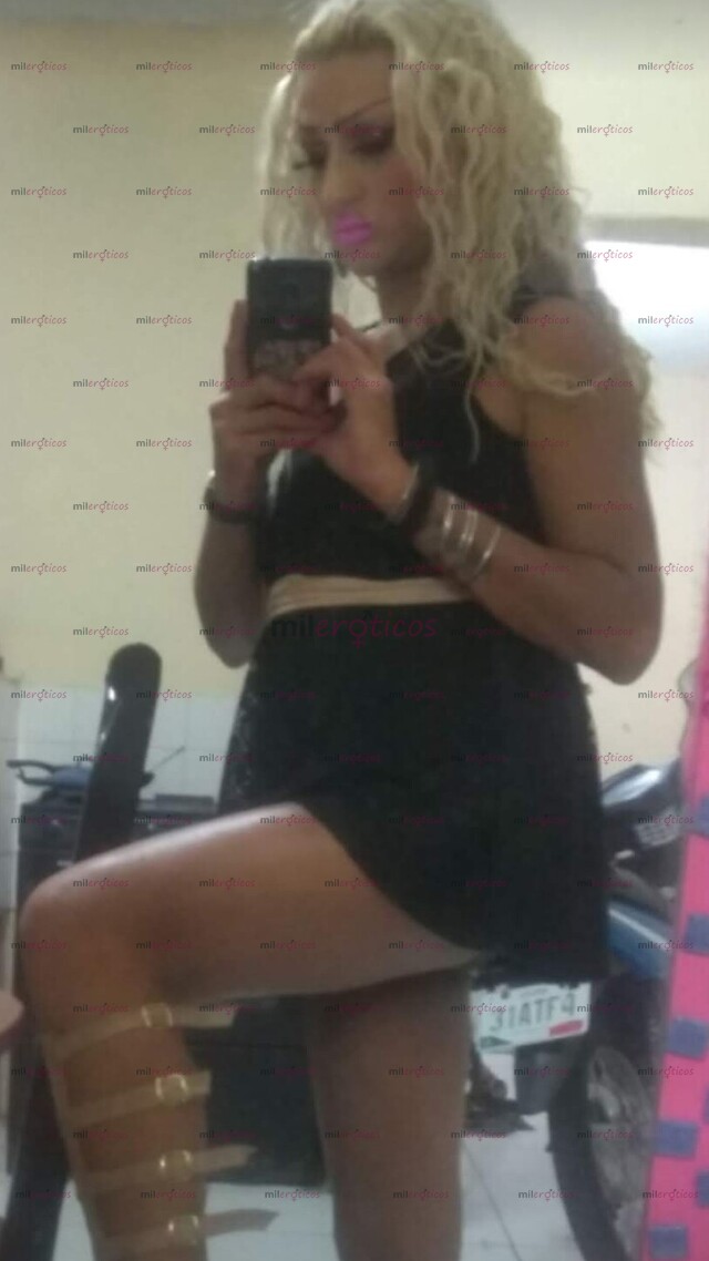 FOTOS DE SERE TU PUTA EN LA CAMA BIEN CALIENTE Y BIEN CACHONDA