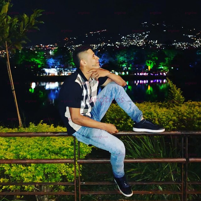 FOTOS DE CHICO PAISA CON EXELENTE SERVISIO Y BUEN CUERPO