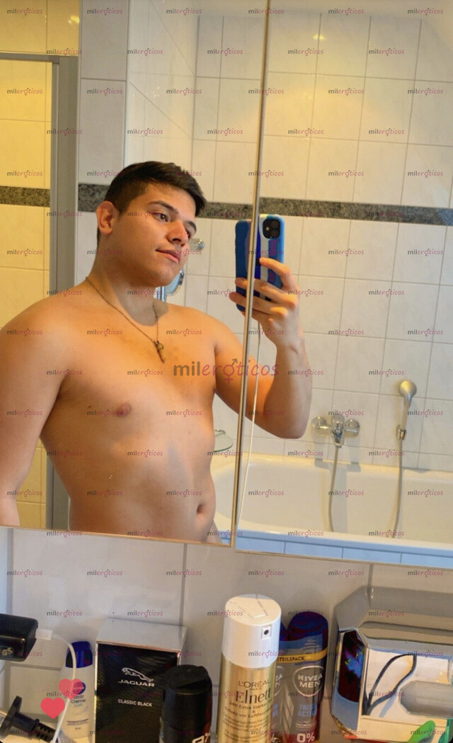 FOTOS DE THOMAS JOVEN VERGON VERSATIL ACTIVO 19CM MUY COMPLACIENTE