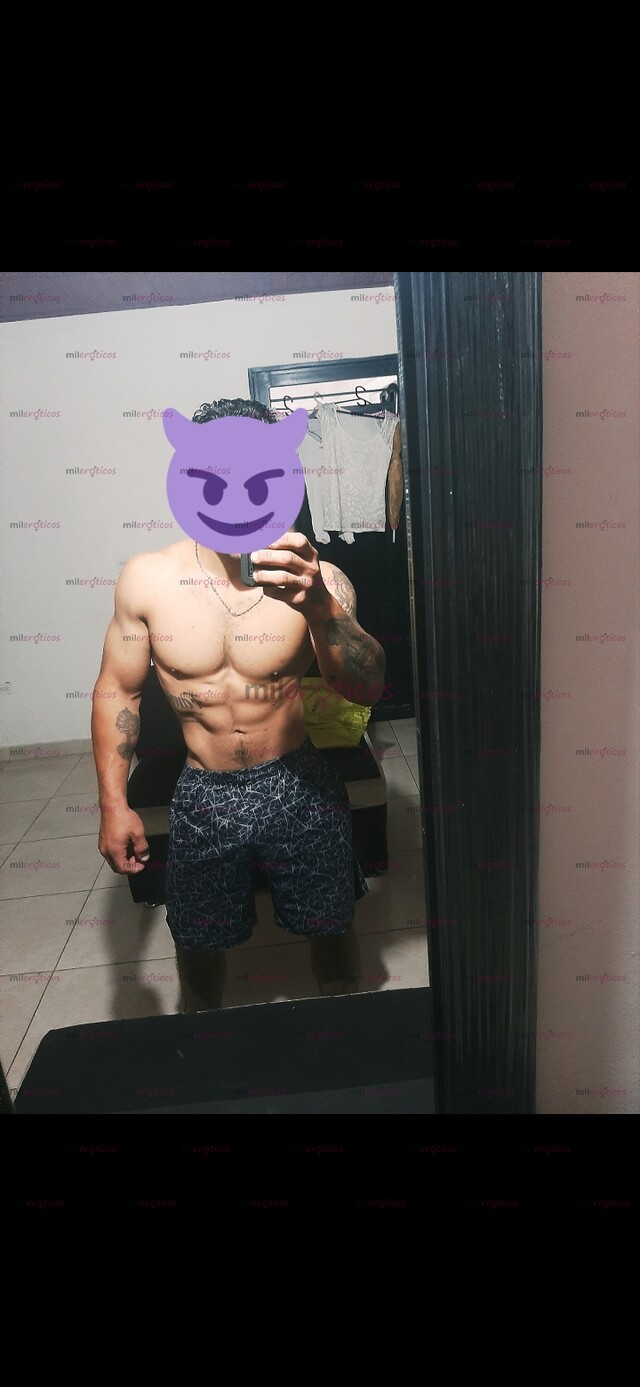 FOTOS DE CHICO SOLTERO DISPONIBLE PARA TODAS,TOTALMENTE PREPARADO PARA COMPARTIR PLACERES