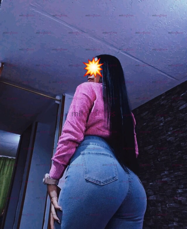 FOTOS DE HERMOSA CHICA EMPEZANDO EN EL AMBIENTE. A.M.E.R.I.C.A