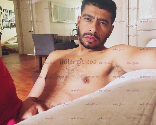 FOTOS DE HERMOSA VERGA GRANDE GRUESA Y DURA DISPONIBLE ESCRIBEME