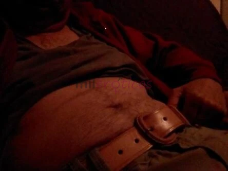Varon maduro chileno educado realiza masajes eroticos para senoras insatisfechas yo muy puto reservado y discreto solo escribeme o llamame directament...