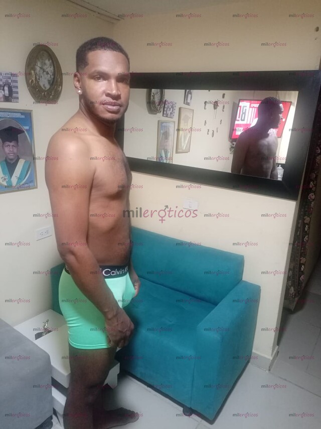 FOTOS DE MORENO ATLETA, CON GANAS DE TODO, ESCRÍBEME