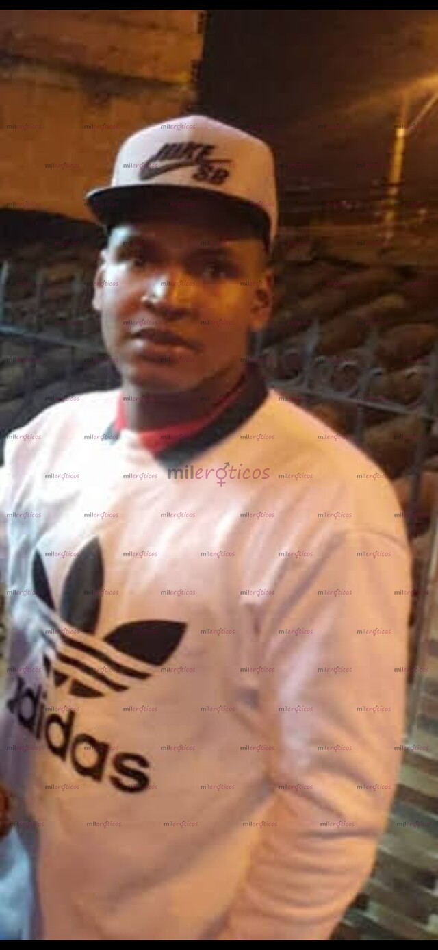 FOTOS DE MORENO ATLETA, CON GANAS DE TODO, ESCRÍBEME