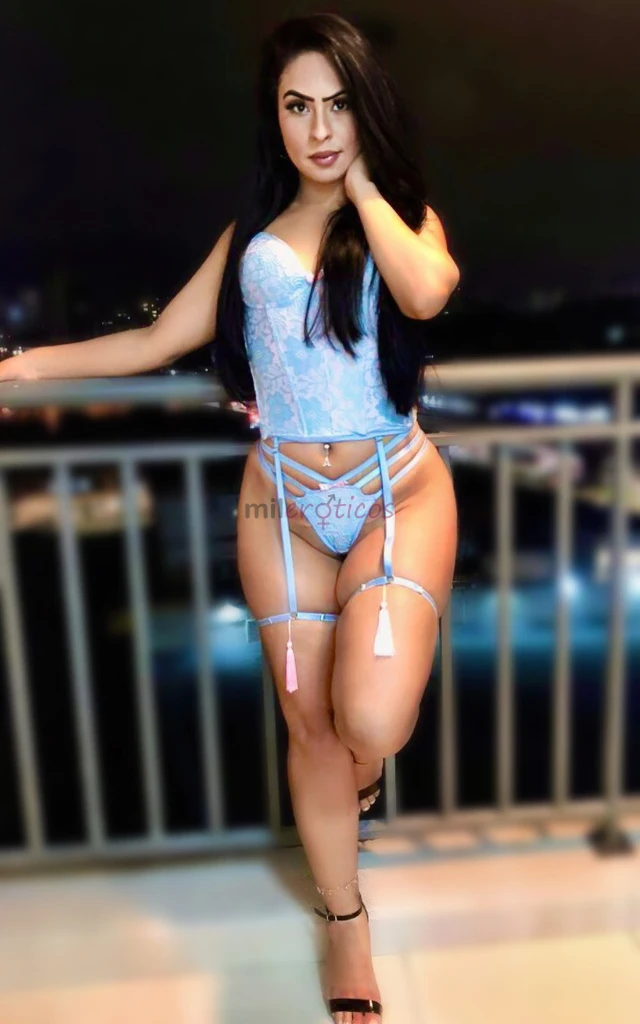 Sou uma linda acompanhante muito gostosa chamada bianca e tenho 25 anos com belissimas curvas um bumbum redondinho e durinho tenho seios lindos e natu...