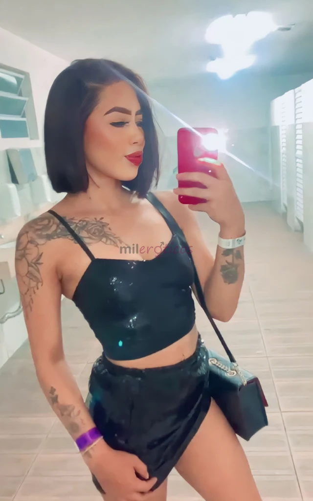 Ola amor sou a leticia acompanhante para homens e casais de bom gosto sou morena corpinho mignon cabelos escuros rostinho oriental boca carnuda lindo...