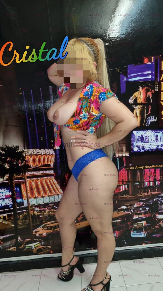 FOTOS DE CRISTAL TU BLANQUITA MEGA CULONA MUY ARRECHA