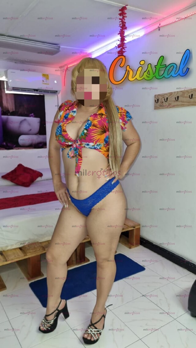 FOTOS DE CRISTAL TU BLANQUITA MEGA CULONA MUY ARRECHA