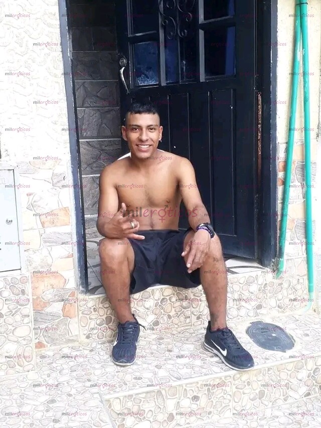 FOTOS DE CALIENTE Y ATENTO 3 DISCRETO. JUGUETON ATENTO CON LAS PERSONAS