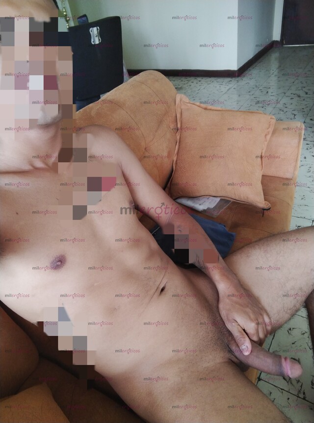 FOTOS DE JOVEN FLACO BIEN DOTADO SÚPER ARDIENTE DISPUESTO A A COMPLACERTE