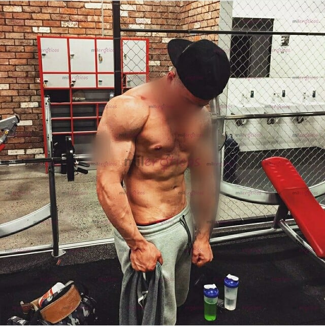 FOTOS DE FASCINANTE Y JOVEN GIGOLO VIP, HETEROSEXUAL DE BUEN CUERPO Y HERMOSO ROSTRO!!...
