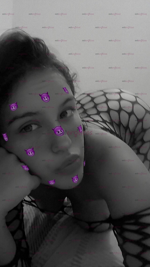 FOTOS DE HERMOSA BLANQUITA EN MANÍ, DE 18 AÑOS BIEN CALIENTE,LISTA PARA COMPLACERTE