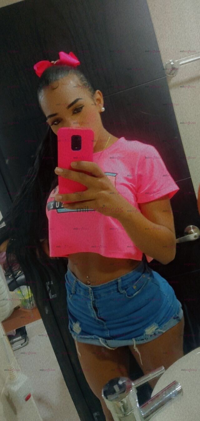 FOTOS DE FANTASTICA Y ESTUPENDA CHICA MORENA COLOR CANELA HAROMA DE COCO