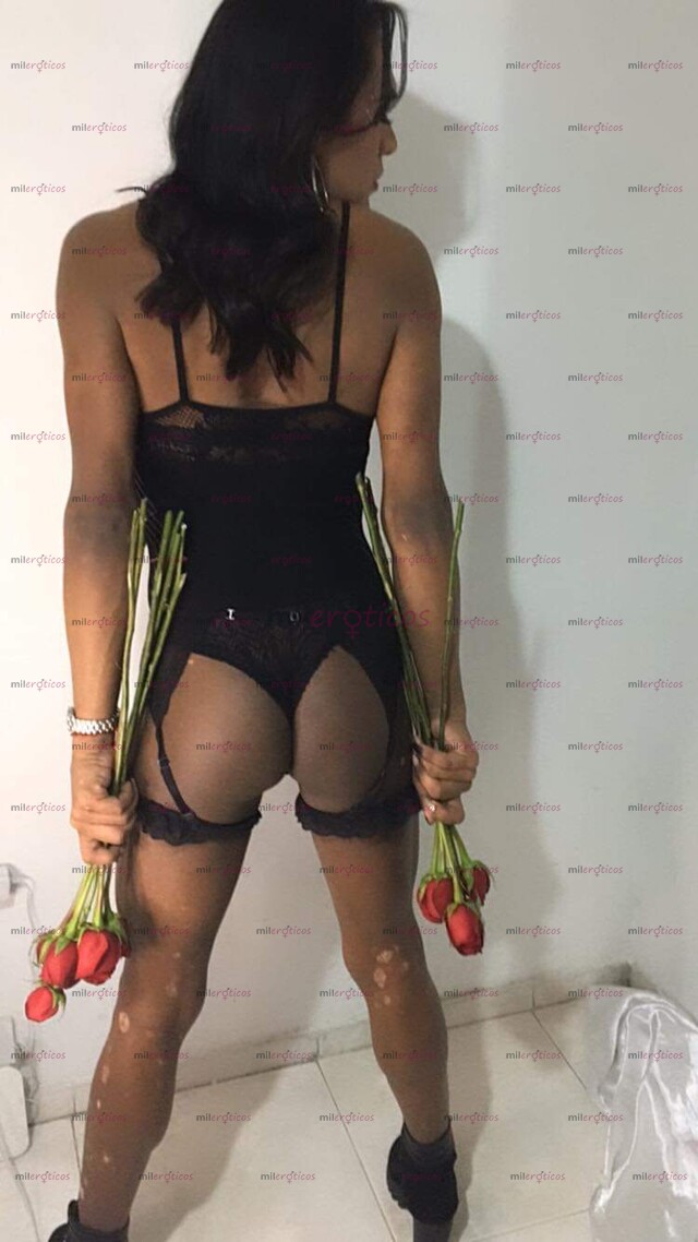 FOTOS DE VEN Y DISFRUTA DE ESTA NEGRA CALEÑA COMPLACIENTE